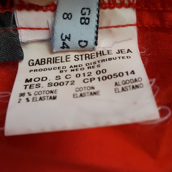 German Designer Button Down Sleeveless - Picture 7 of 8